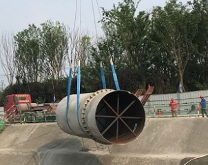 冠航電動葫蘆吊裝地下管道時應(yīng)注意的問題